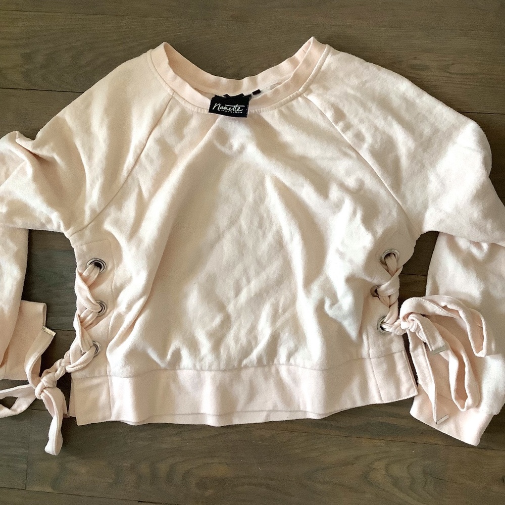 Nanette Lepore Cropped Pink sweatshirt